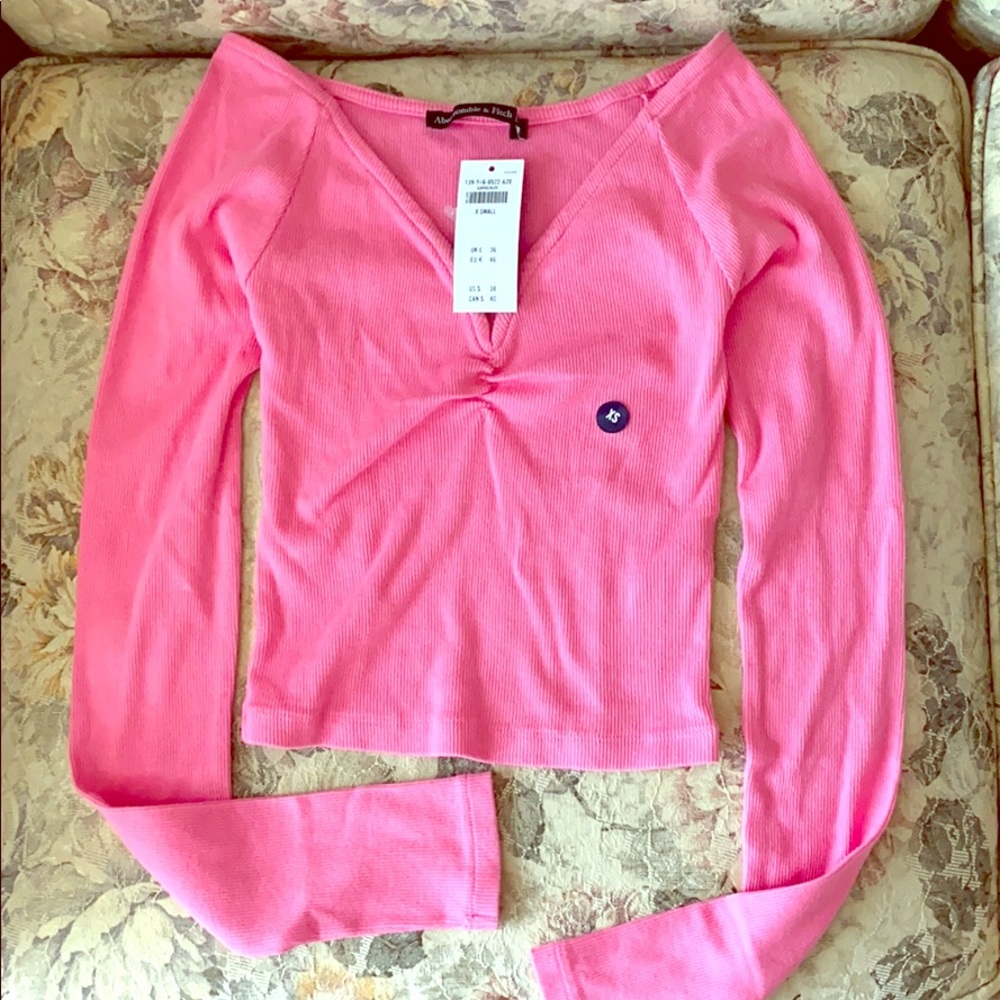 A&f NWT!!! off shoulder pink crop top
